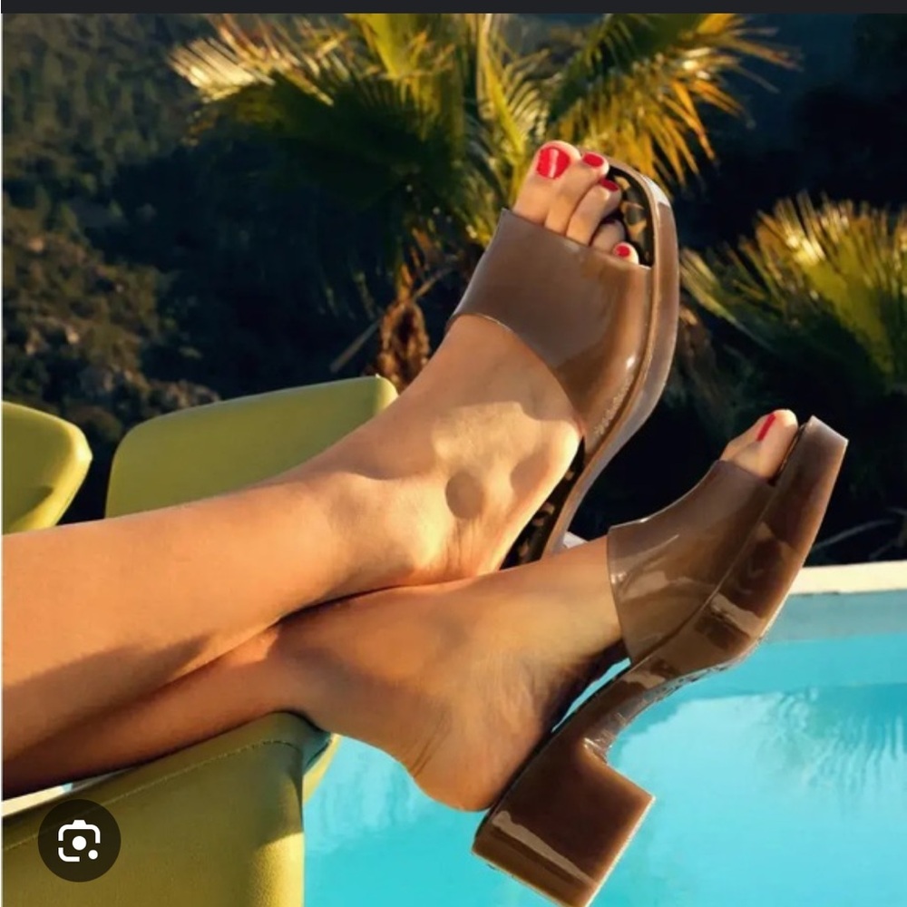 ROUJE x Melissa Mule